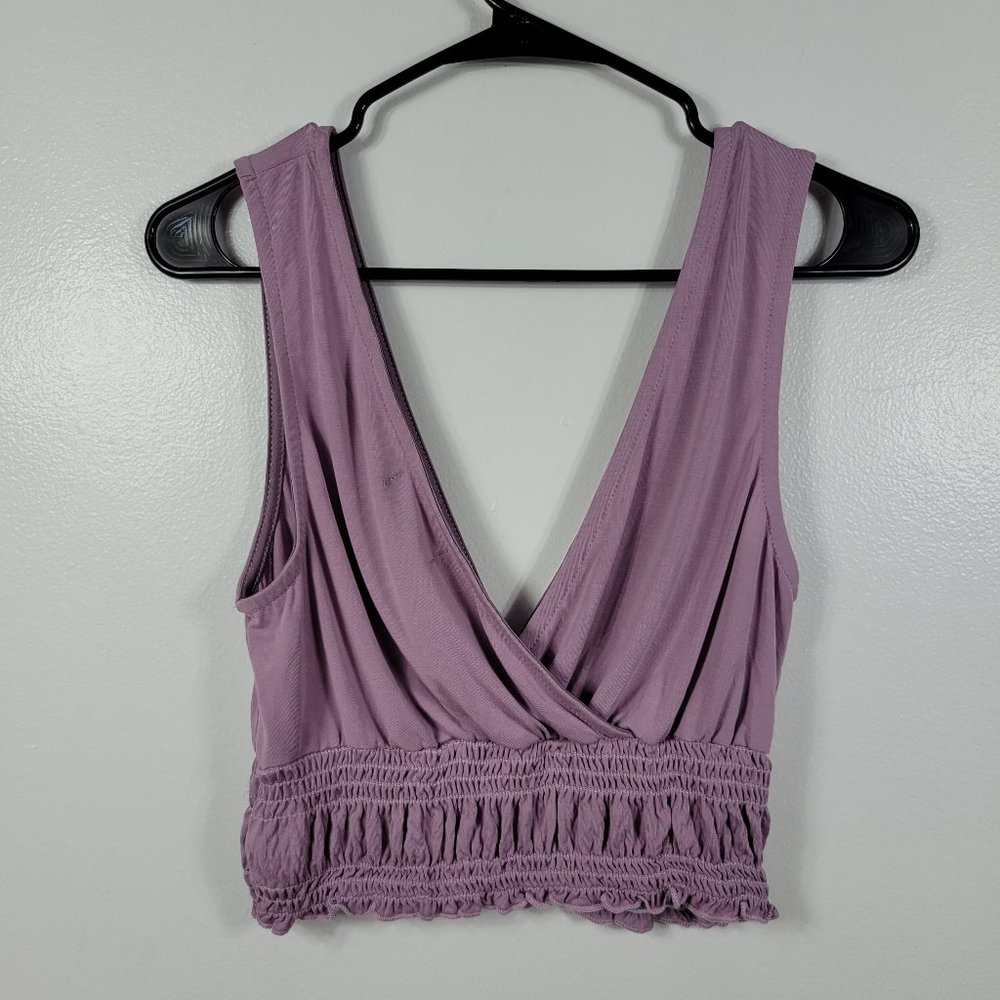 Urban Outfitters Plunging Smocked Crop Top - Picture 2 of 6